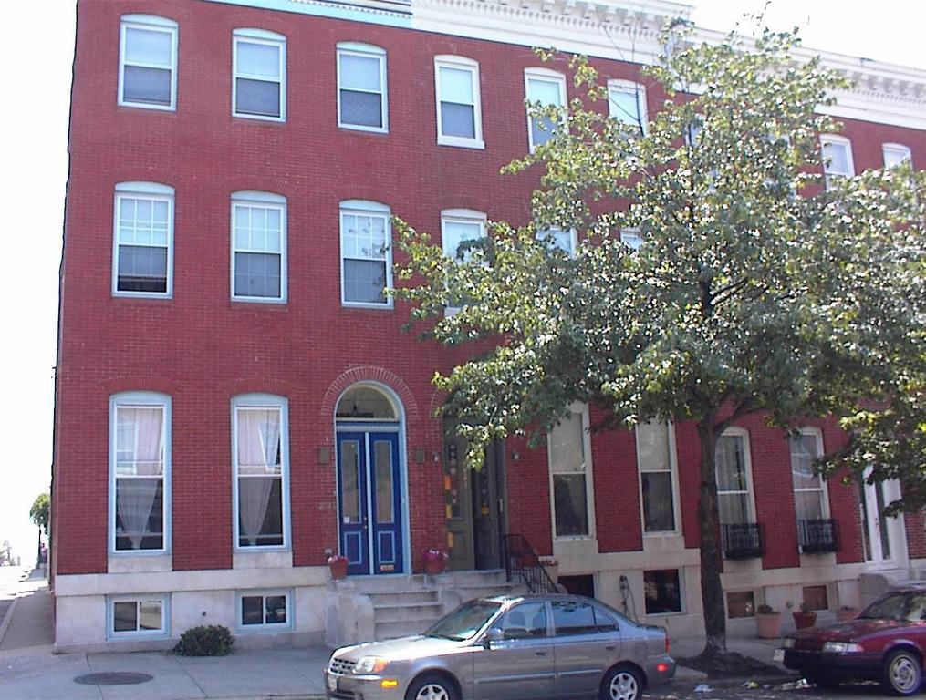 Blue Door On Baltimore Bed And Breakfast Exterior photo